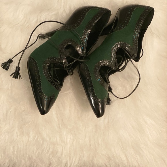 HOST PICK‼️Tory Burch Flannel Hawthorne Pump - Picture 7 of 16